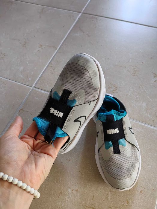 Adidași copii nike flex marimea 28
