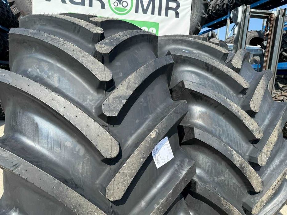 Anvelope noi 800/65R32 radiale marca CEAT pentru combina