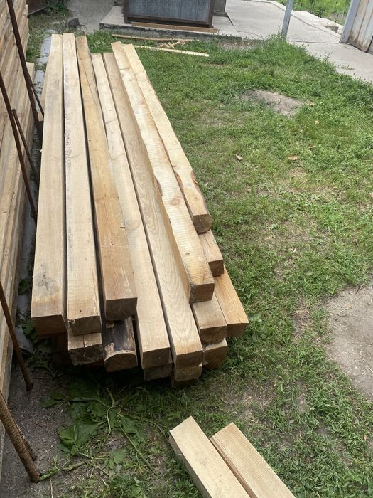 Продам брус 10 на 10 3 метровые 2.5 метра по 2500 за 1 шт новые