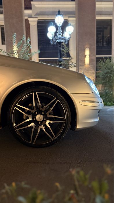 Продаю Mercedes Benz w211 e200k