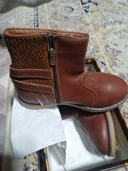 Продам женские полусапожки