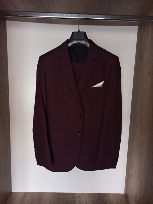 Costum Burgundy Inedit Style