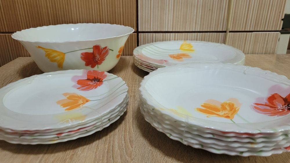 Set farfurii plus bol