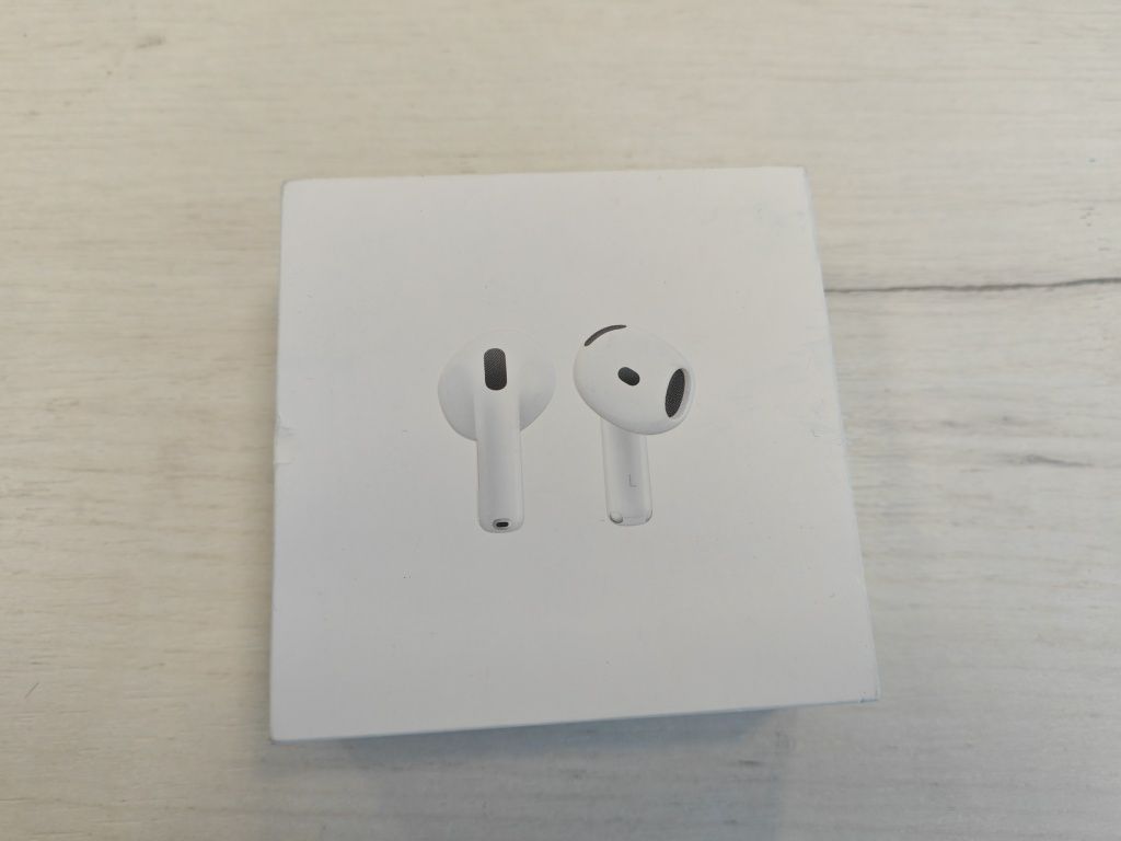 Чисто нови!! Airpods 4