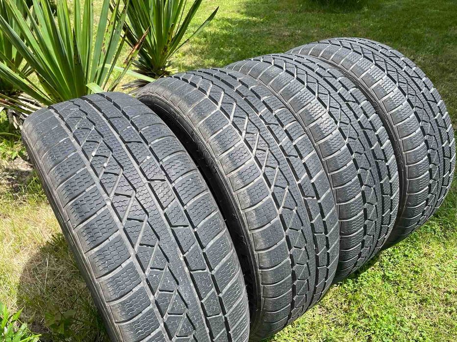 Зимни гуми Petlas 225/55/18 EXPLERO WINTER W671 - 4бр.