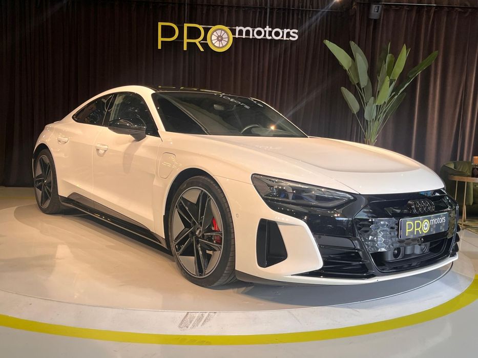 Audi e-tron GT Audi e-tron GT 60q, full,Laser, directie integrala, garantie fabrica