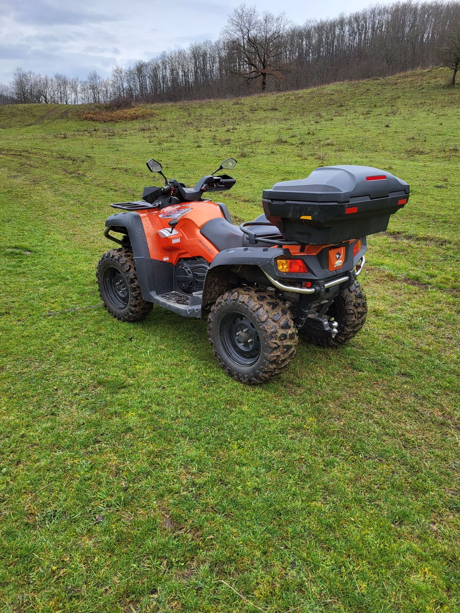 Cf moto 800 (NU polaris ,Ca-n am ,Suzuki, linhai) schimb cu basculabil