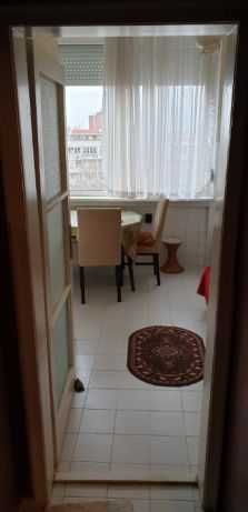 Дава се под наем Тристаен апартамент в Бургас, Лазур - 74 кв.м за 240 € - Снимка #1