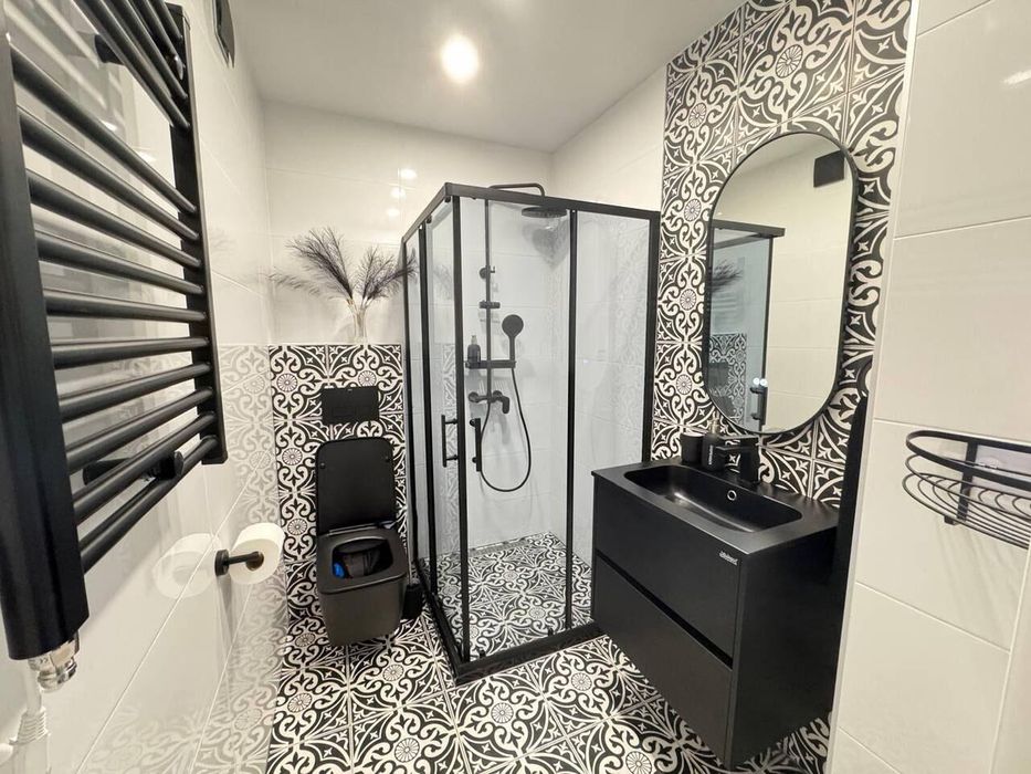 Дава се под наем Едностаен апартамент в Бургас, Център - 54 кв.м за 484.5 € - Снимка #5