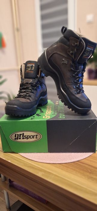 Мъжки туристически обувки Grisport