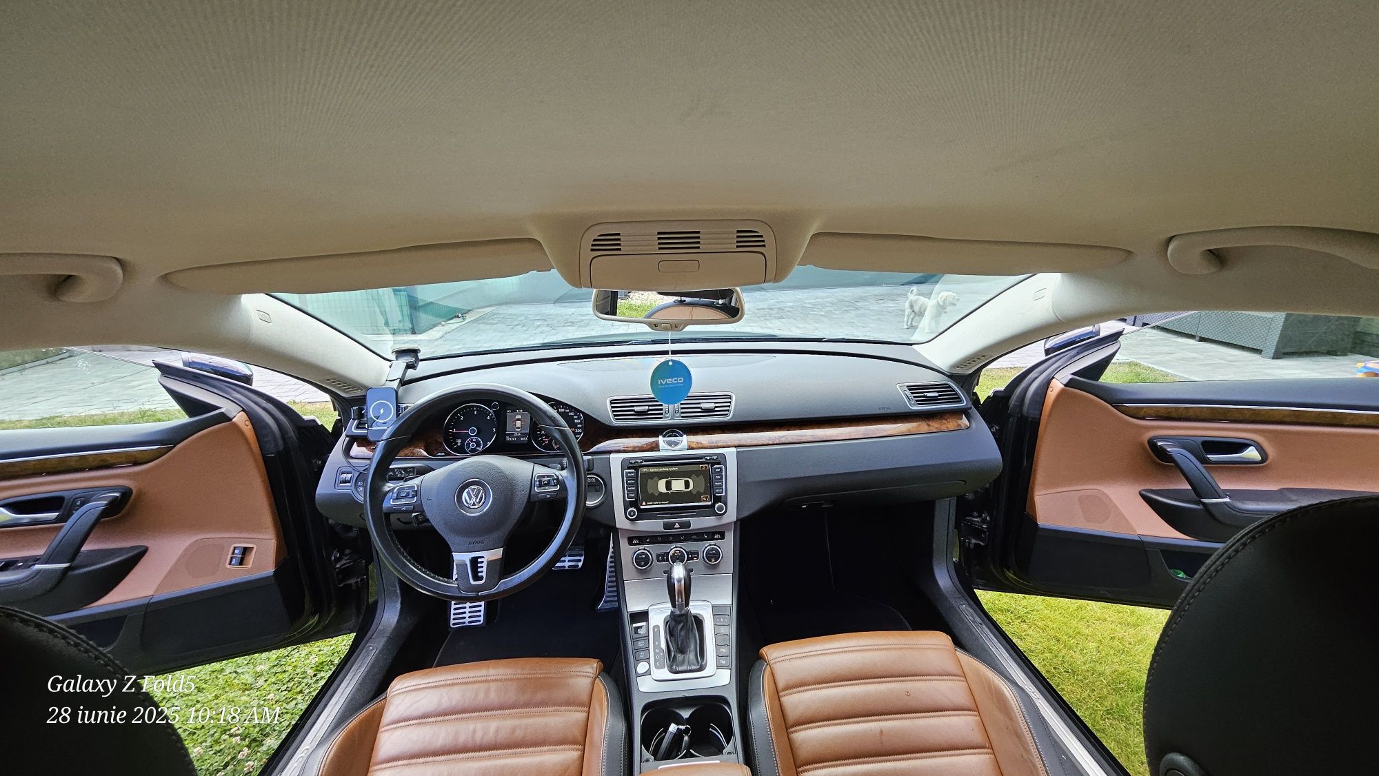 Passat CC 2013 2.0 TDI DSG 

Volkswagen Passat CC 2012