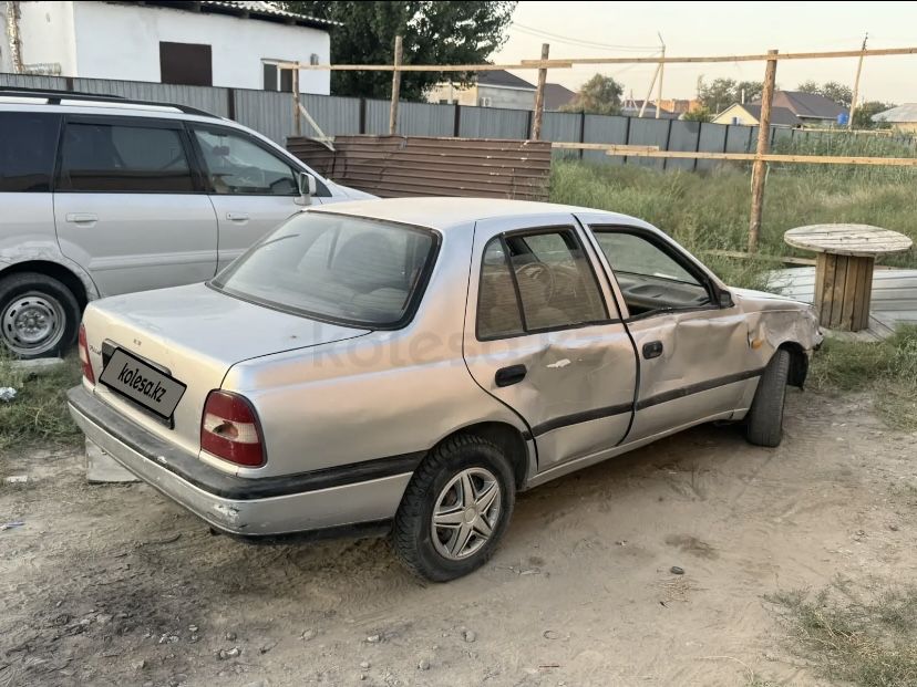 есть забчасти на ниссан санни