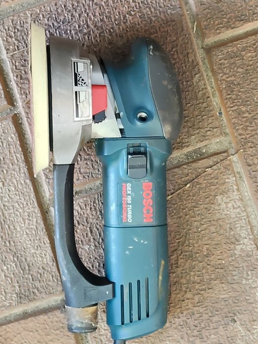 Șlefuitor cu excentric BOSCH GEX 150 Profesional