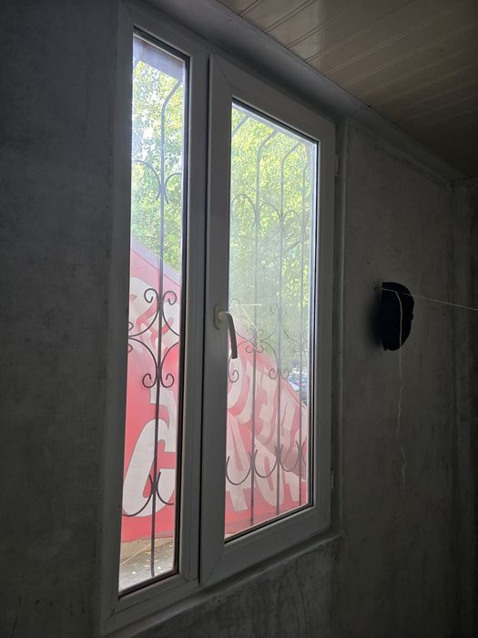 Акфа б/у 90×140  300сум и Решётка 200сум Чиланзар-13 Фархадский базар