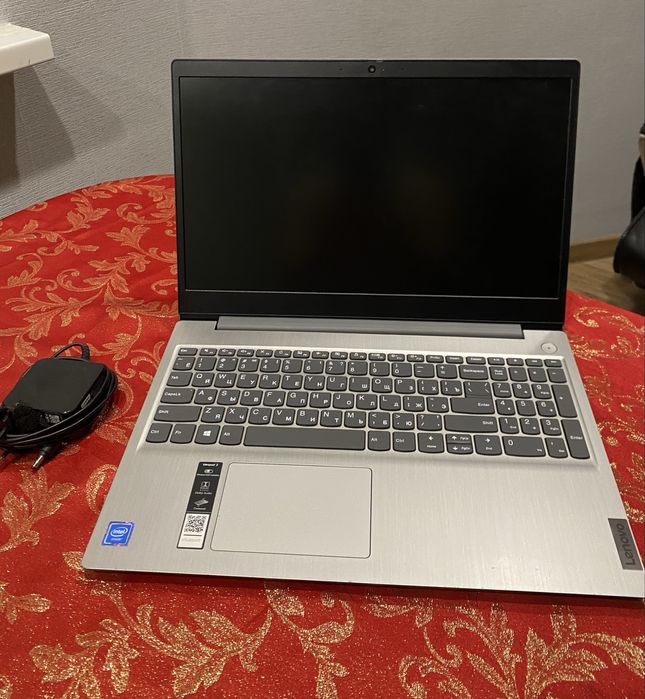 Ноутбук Lenovo IdeaPad 330 — хорошее состояние!