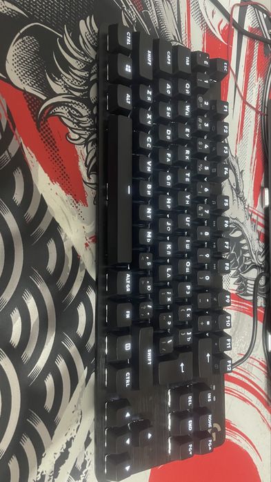 механичкская клавиатура Logitech g413 tkl se. СРОЧНО!!