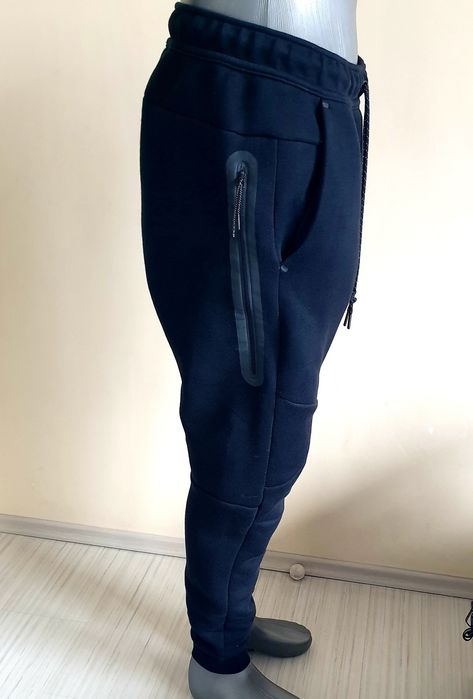 Nike Tech Pant Mens Size M НОВО! ОРИГИНАЛ! Мъжко Долнище!