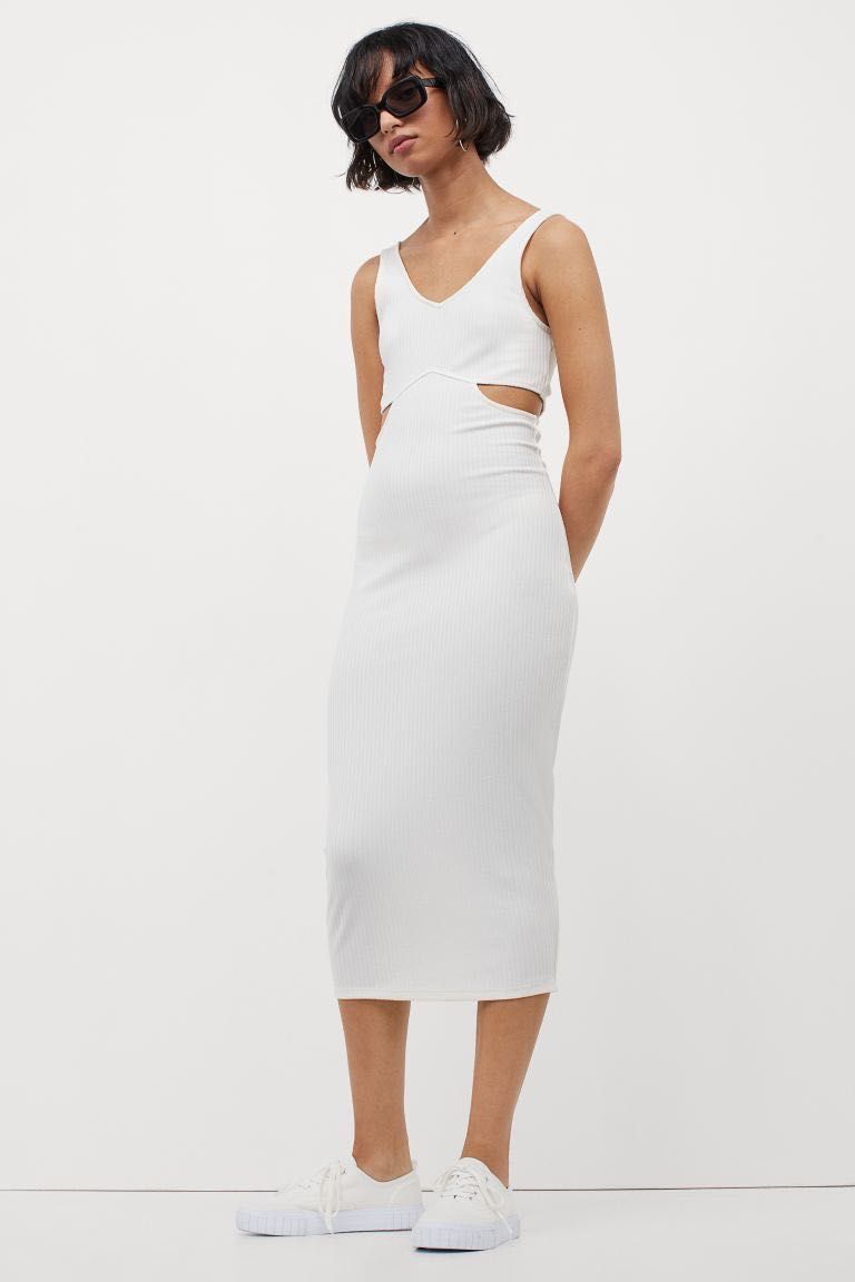 Бяла рокля от H&M