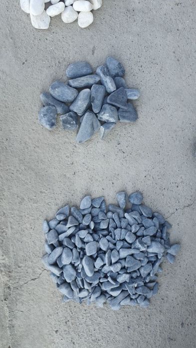 Для сада и дома цветнийи камни