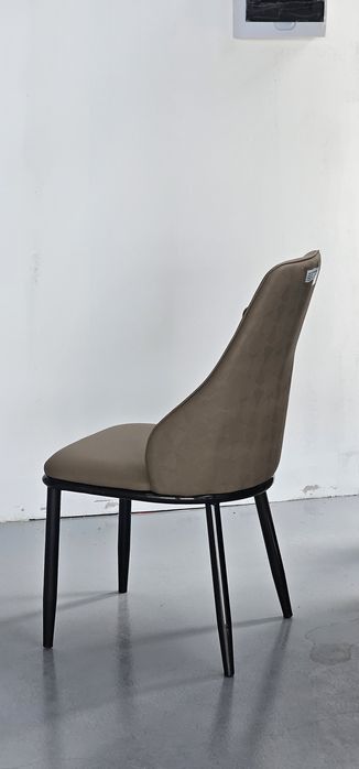 Scaune și fotolii moderne din stoc – Model  23 - livrare rapidă