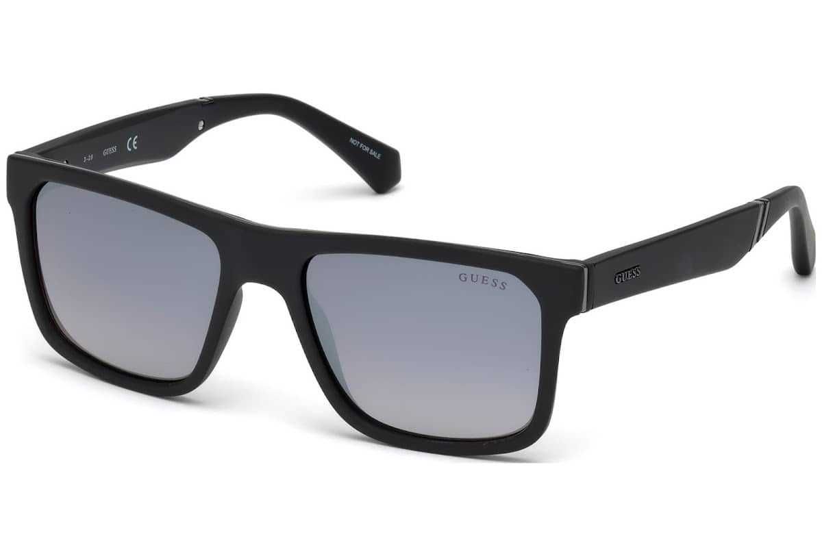 Мъжки спортни слънчеви очила Guess -55%