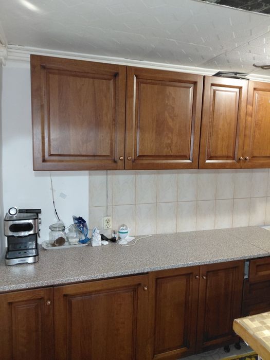 Închiriez apartament cu doua camere