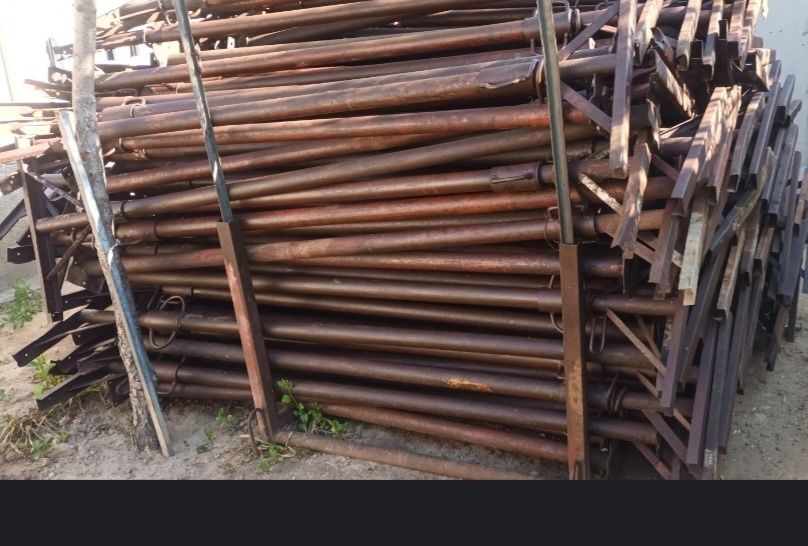 Închiriez popi metalici Teuri Betonieră 180 l generator și schelă alum