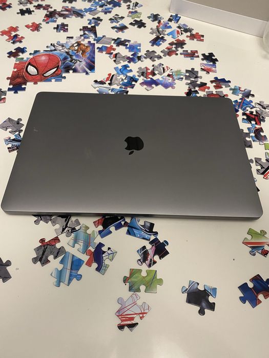 Apple MacBook Pro 2019 i9 16” 32GB RAM
