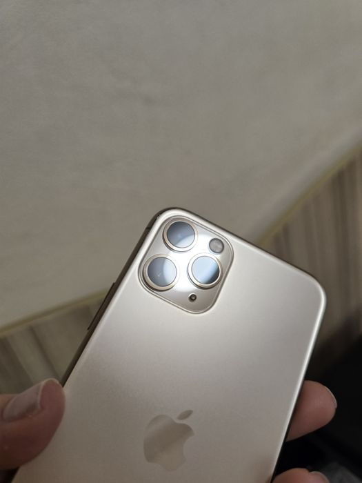 Iphone 11 pro - като нов
