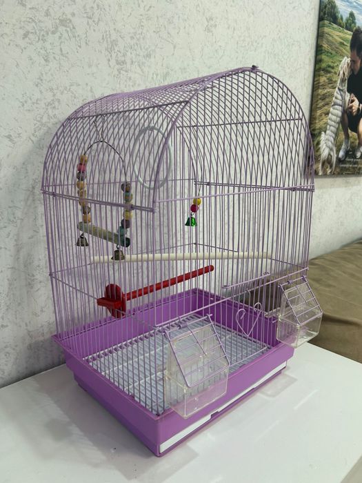 Продам клетку для попугаев