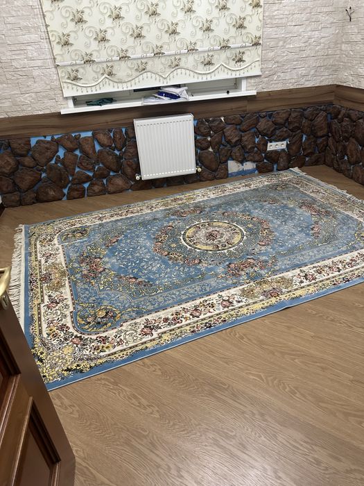 Продается иранский дизайнерский ковер (Акрил)