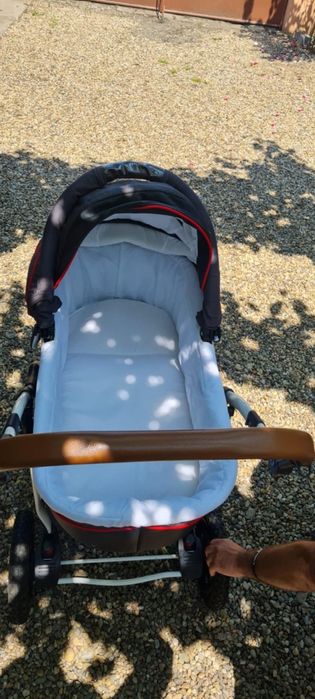 Cărucior pentru copii
