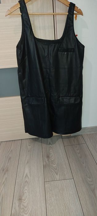 Rochie Salopeta piele Zara