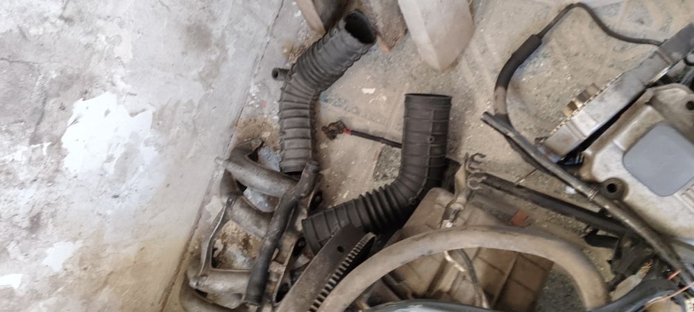 Продам двигатель м40 БМВ