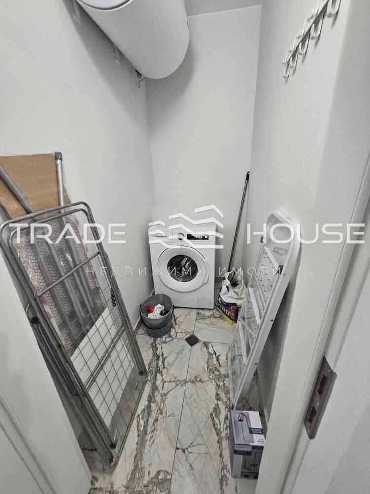 Дава се под наем Двустаен апартамент в Пловдив, Център - 76 кв.м за 680 € - Снимка #8