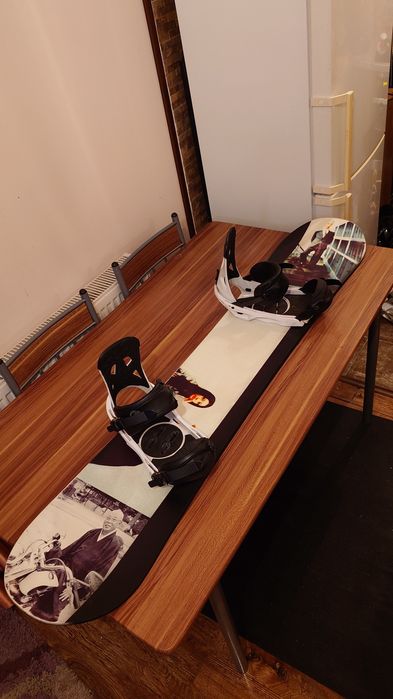 Placa Snowboard Nitro Gullwing 156w cm cu Legaturi Santa Cruz L