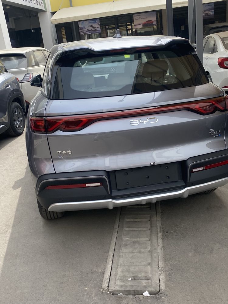 Yuan up 401 km 2.