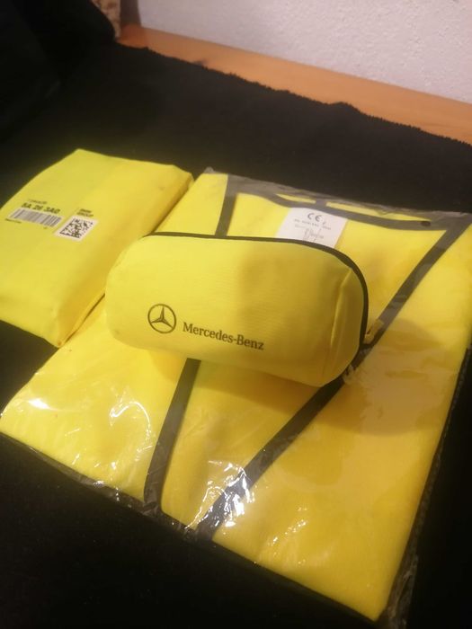 Светлоотразителна жилетка за Mercedes, BMW