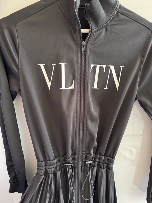 Рокля “Валентино” VLTN
