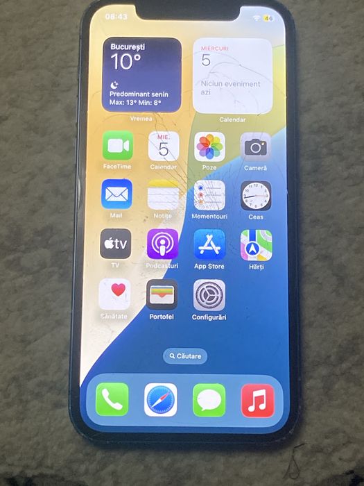 Vand telefon iphone 12