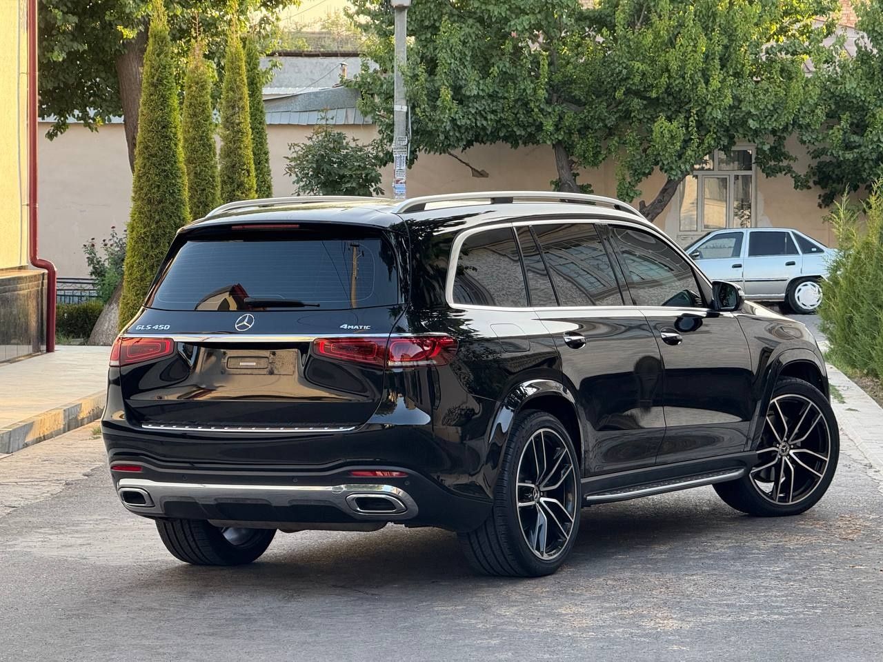 Mercedes-Benz GLS 450