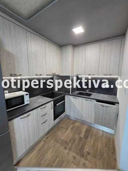 Продава се Тристаен апартамент в Пловдив, Тракия - 95 кв.м за 1495 €/кв.м - Снимка #4