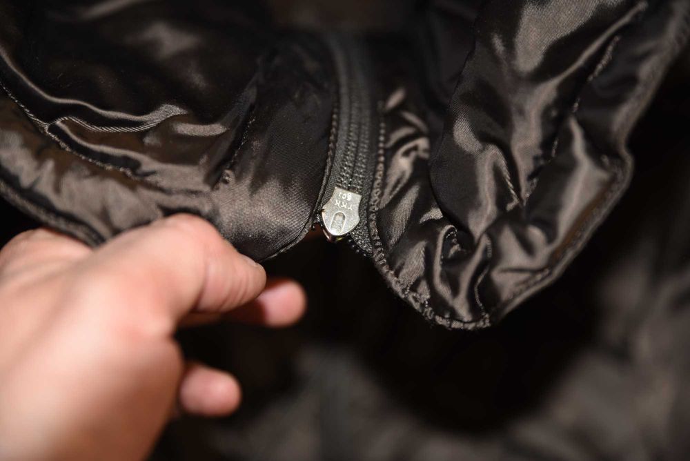 Moncler 100% оригинално дамско пухено яке палто парка размер 2