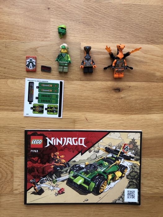 Lego Ninjago 71763 Masina de curse EVO a lui Lloyd