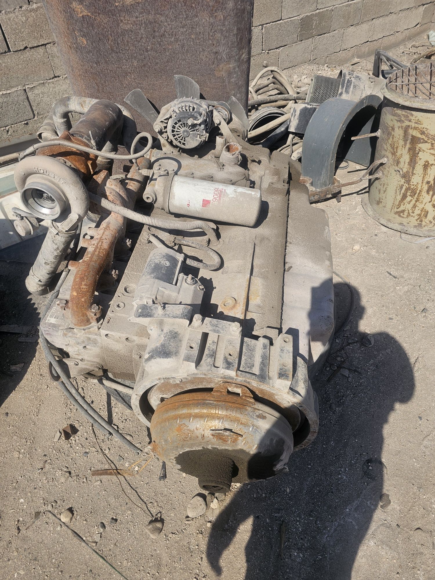 Cummins 8.3 6CT двигатель