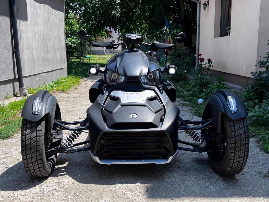 Can am Ryker 900