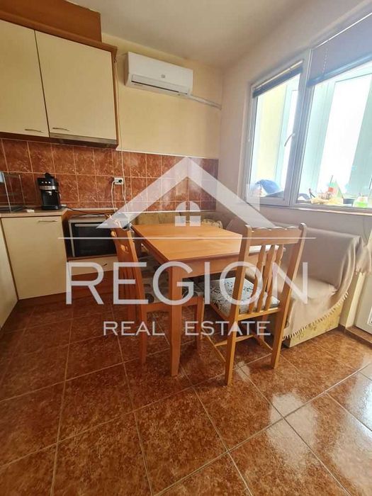 Дава се под наем Двустаен апартамент в Варна, Цветен квартал - 70 кв.м за 408 € - Снимка #3