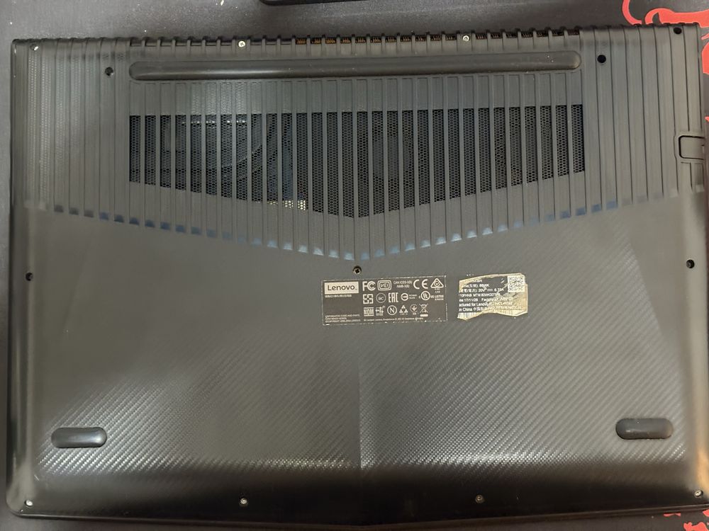Laptop de gaming (pret negociabil)