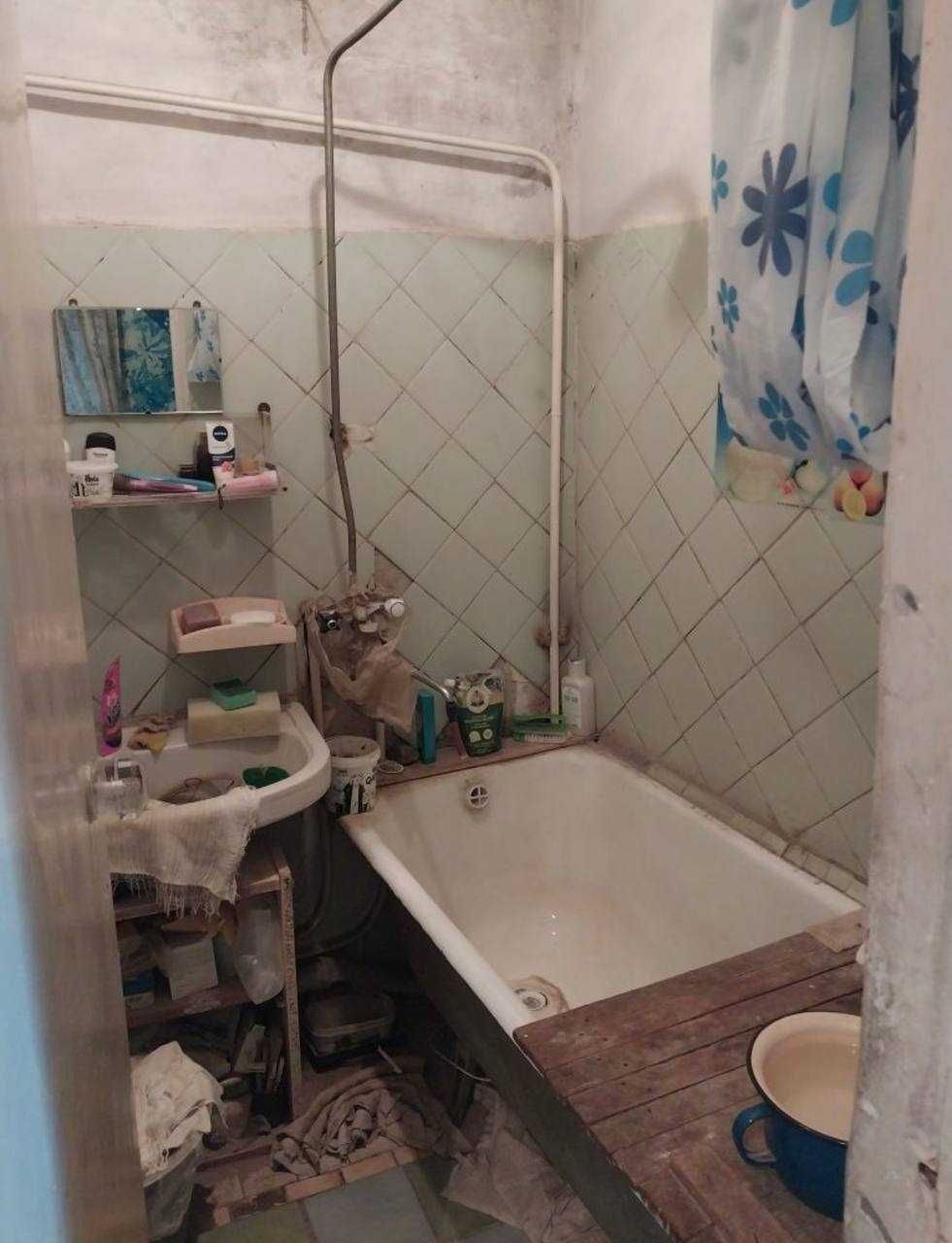 Продаётся квартира 3-комнатная кирпичный,