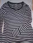 Bluza alb-negru în dungi